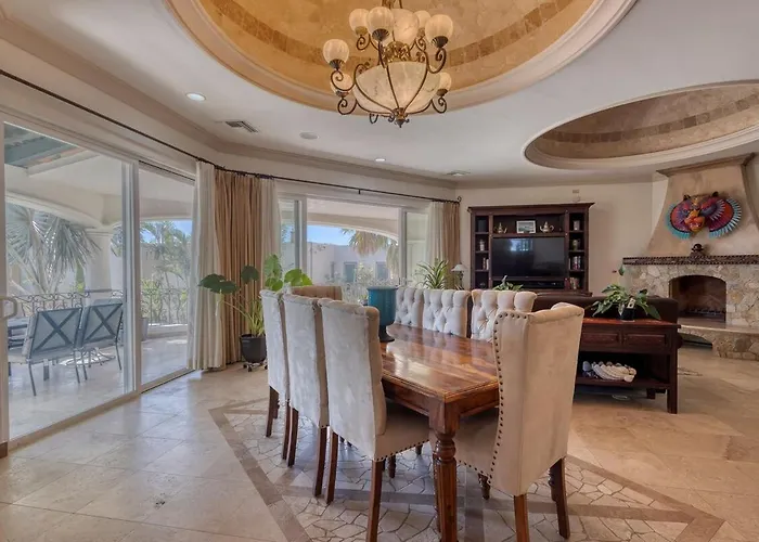 Villa Casa Between Two 5-star *