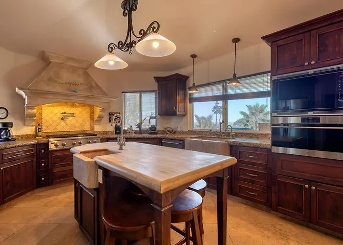 Villa Casa Between Two 5-star *