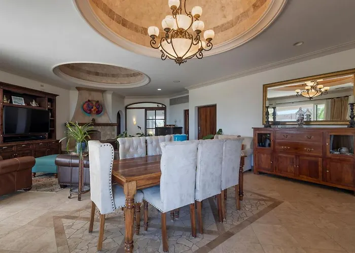 Villa Casa Between Two 5-star *